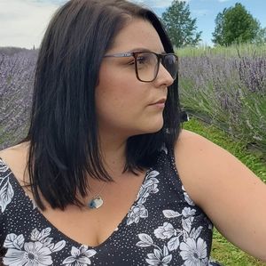 Meet your Posher, Alexandria